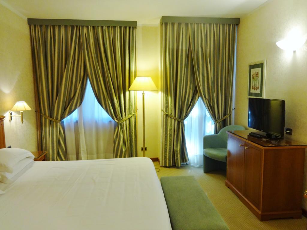 Hotel Excelsior מג'נטה מראה חיצוני תמונה