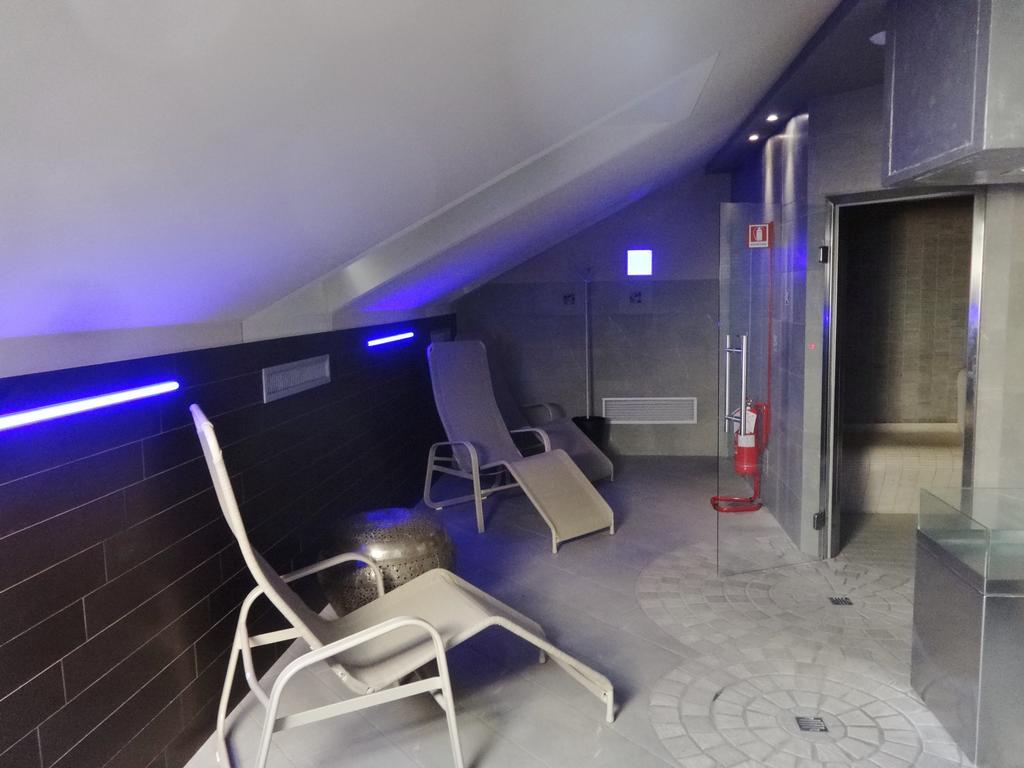 Hotel Excelsior מג'נטה מראה חיצוני תמונה