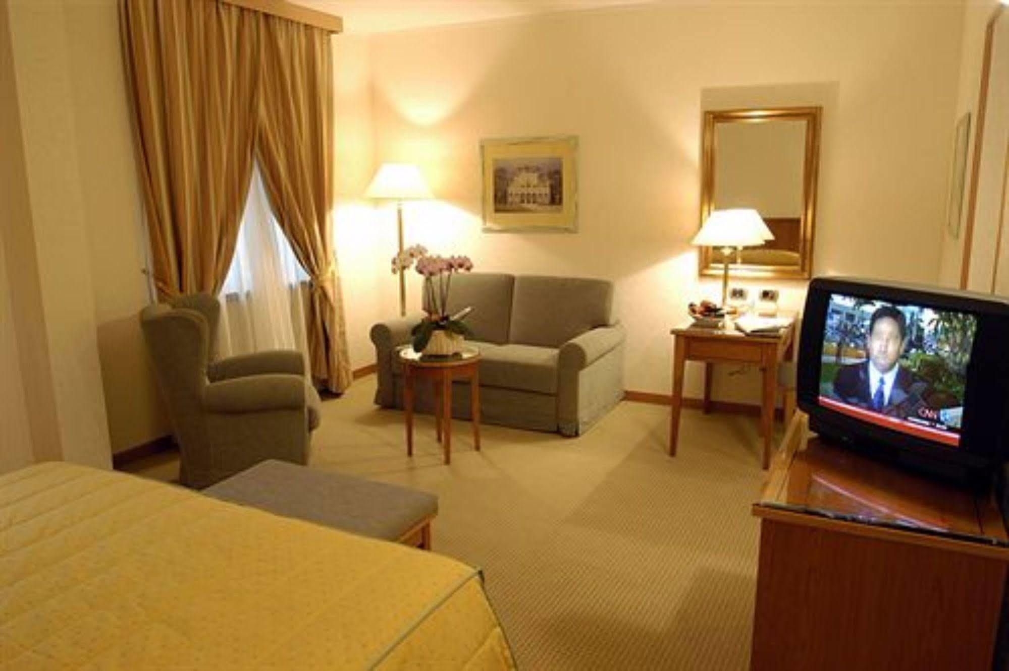 Hotel Excelsior מג'נטה חדר תמונה